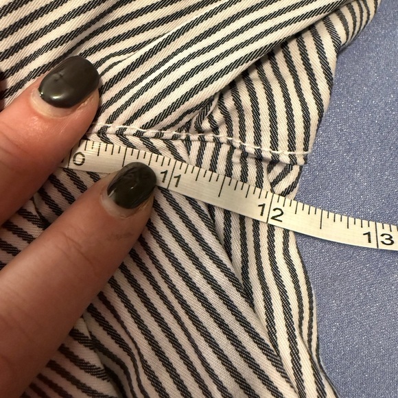 GAP Blue and White Girlfriend Khaki Relaxed Fit - Picture 5 of 7